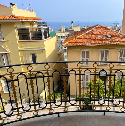 Image No.1-4 Bed House for sale