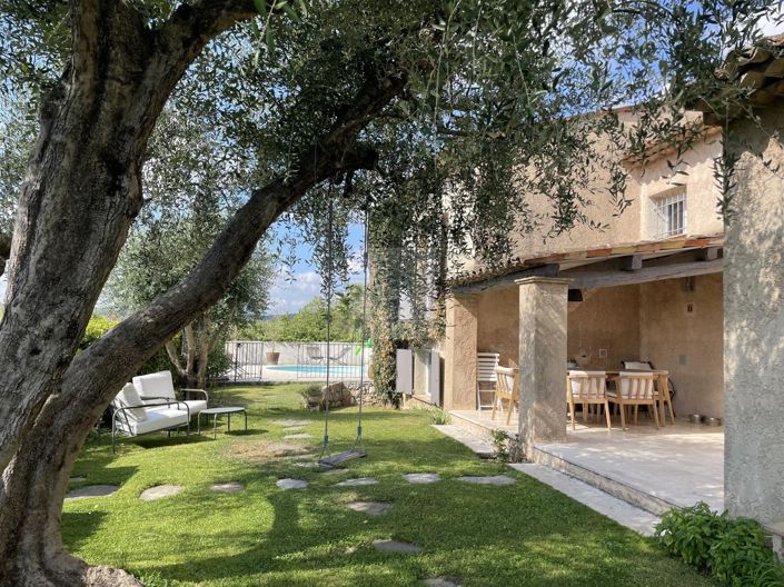 Image No.2-4 Bed House for sale