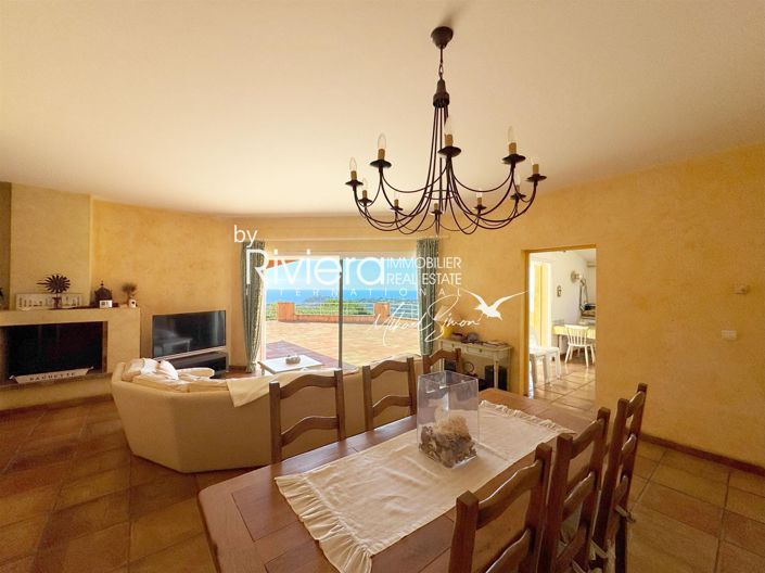 Image No.15-4 Bed House for sale