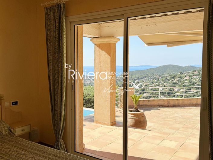 Image No.18-4 Bed House for sale