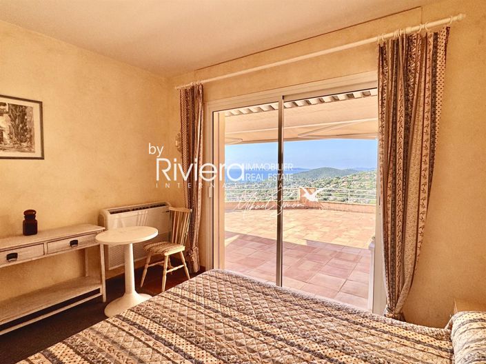 Image No.23-4 Bed House for sale