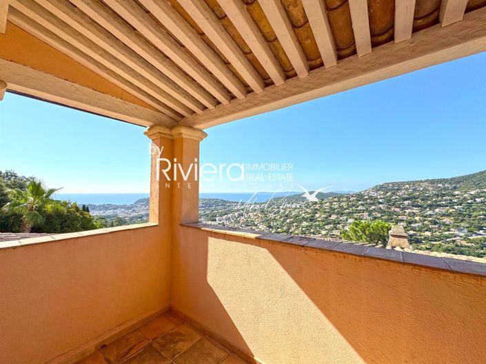 Image No.28-4 Bed House for sale