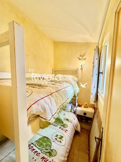 Image No.30-4 Bed House for sale