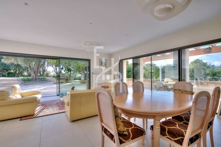 Image No.34-4 Bed House for sale