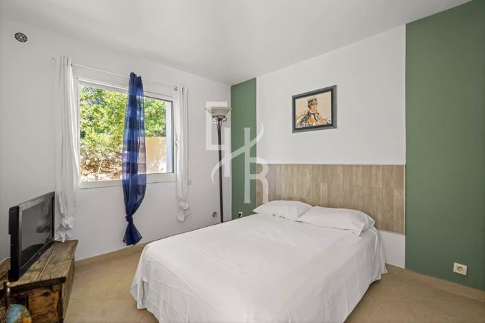 Image No.11-House for sale