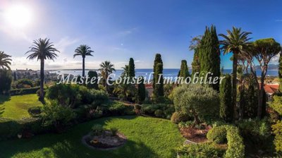 1 - Cannes, Apartment