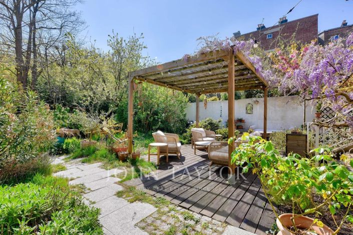 Image No.6-4 Bed House for sale