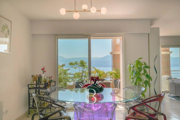 Image No.10-4 Bed Apartment for sale