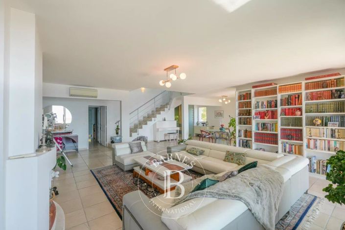 Image No.7-4 Bed Apartment for sale