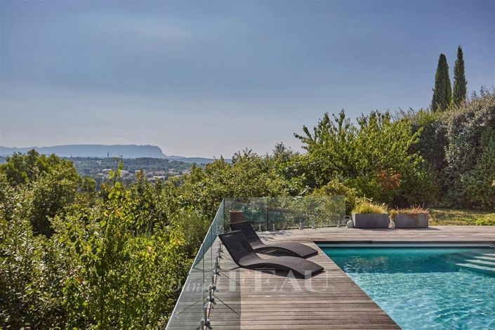 Image No.2-4 Bed House for sale