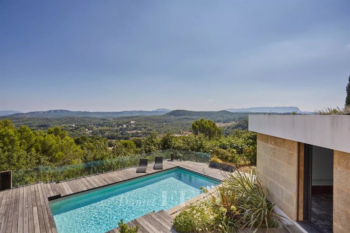 Image No.8-4 Bed House for sale