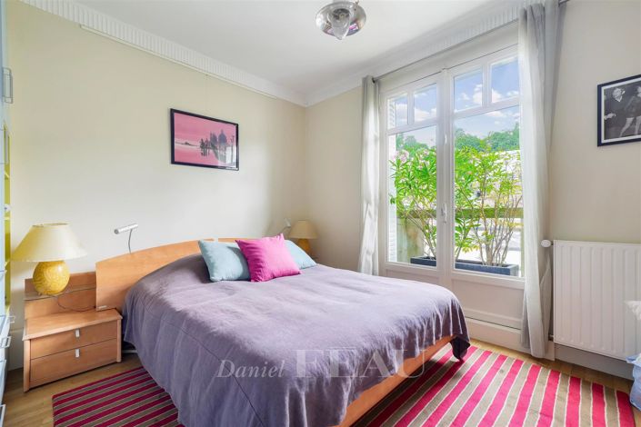 Image No.15-4 Bed House for sale