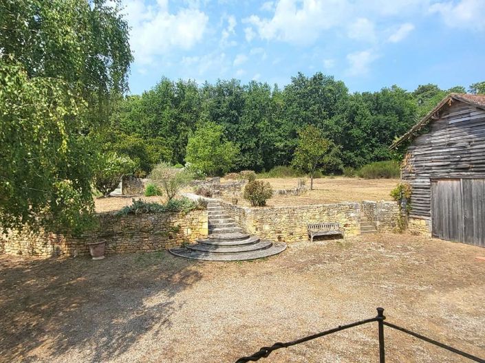 Image No.10-3 Bed House for sale