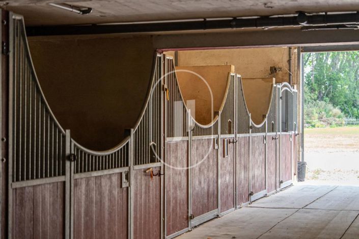 Image No.13-4 Bed House for sale