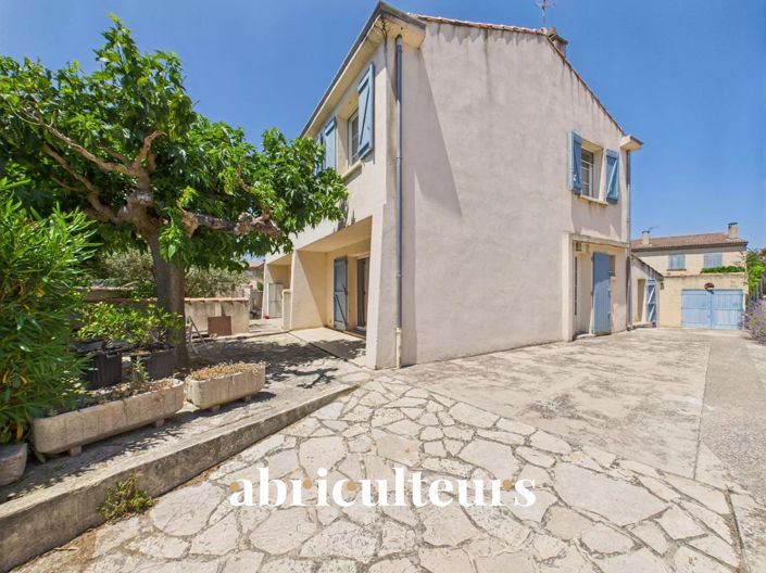 Image No.1-2 Bed House for sale