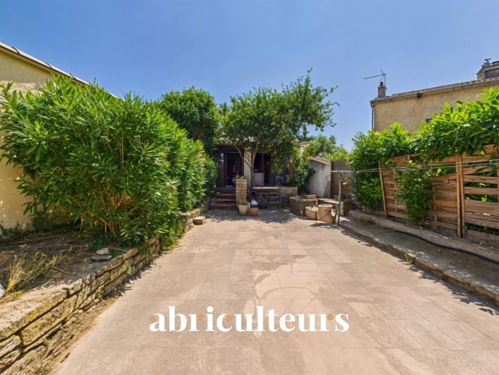 Image No.1-3 Bed House for sale