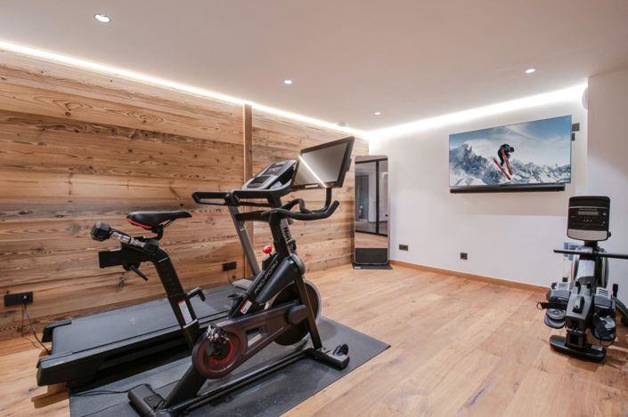 Image No.18-5 Bed Property for sale