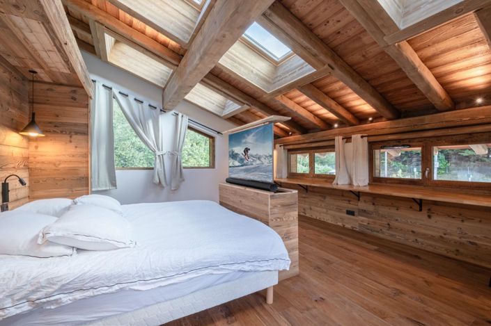 Image No.3-5 Bed Property for sale