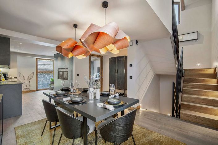 Image No.3-4 Bed House for sale