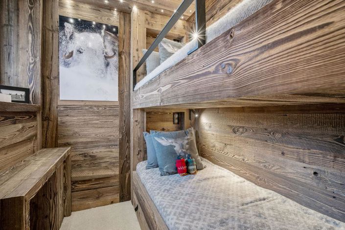 Image No.9-4 Bed House for sale