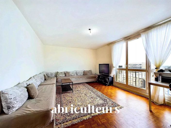 Image No.1-3 Bed Apartment for sale