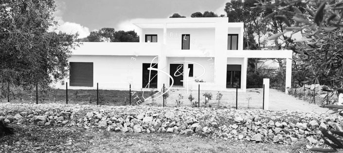 Image No.1-3 Bed House for sale