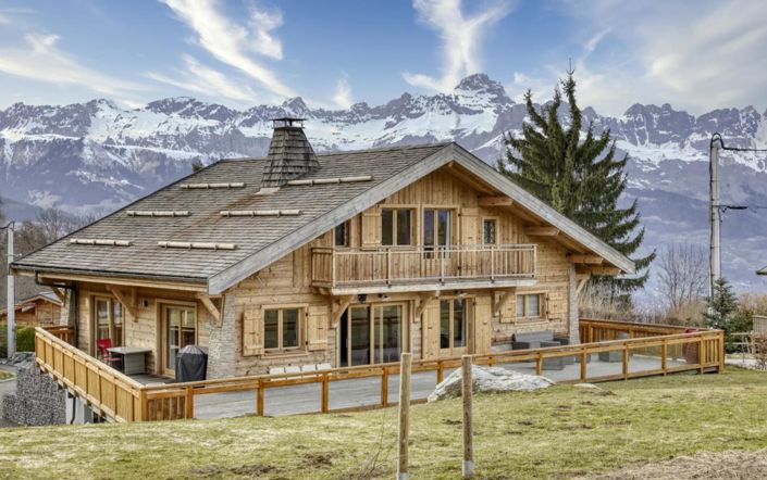 Image No.1-4 Bed House for sale