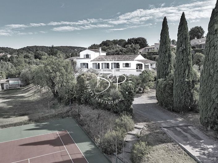 Image No.1-5 Bed House for sale
