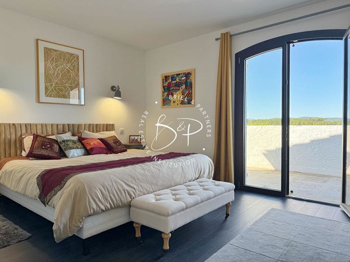 Image No.14-5 Bed House for sale