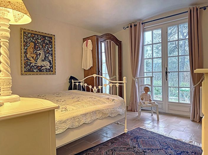 Image No.14-3 Bed House for sale