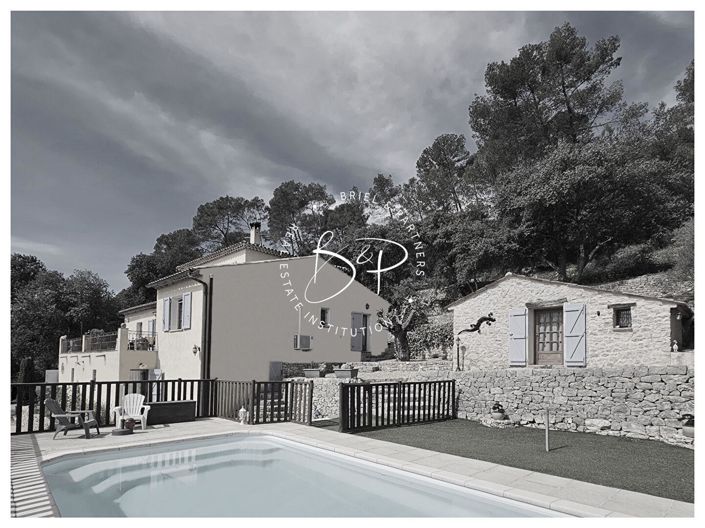Image No.1-5 Bed House for sale
