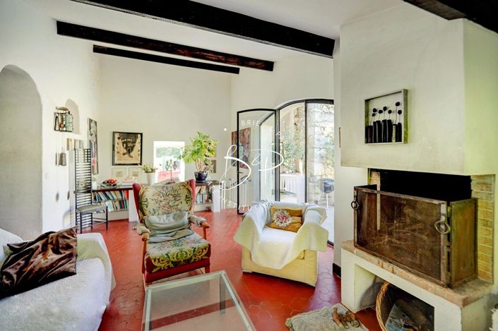 Image No.8-3 Bed House for sale