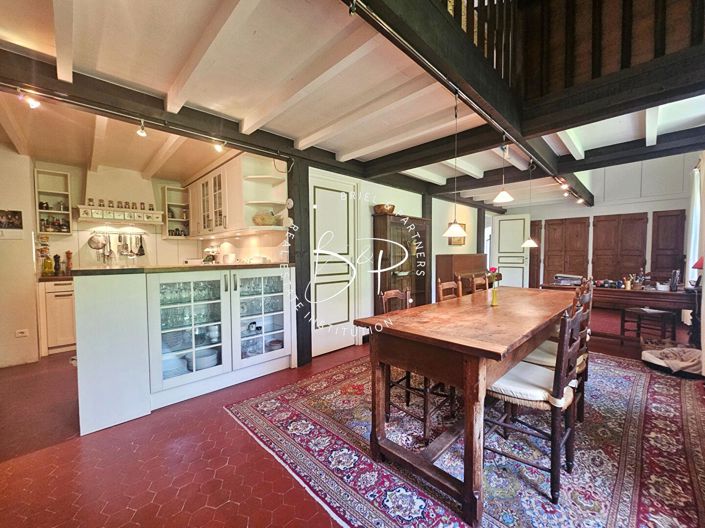 Image No.9-3 Bed House for sale