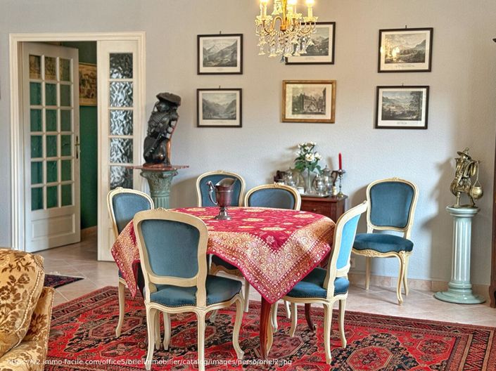 Image No.9-3 Bed House for sale