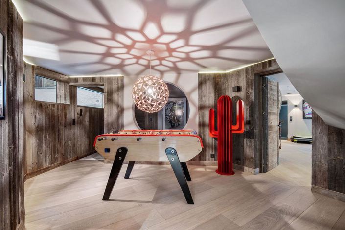 Image No.3-5 Bed Property for sale