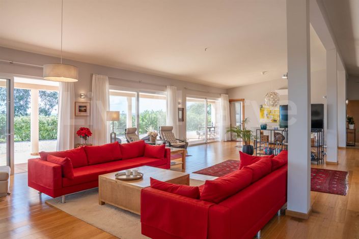 Image No.31-5 Bed House for sale