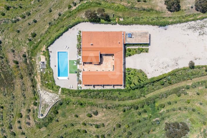 Image No.34-5 Bed House for sale