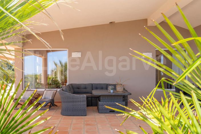 Image No.35-5 Bed House for sale