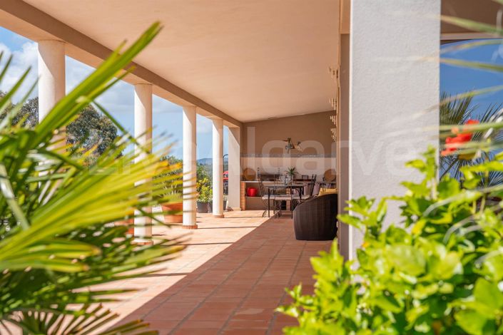 Image No.36-5 Bed House for sale