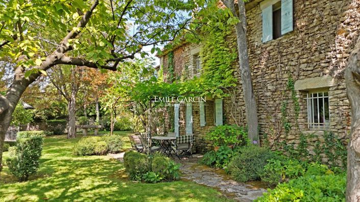 Image No.2-8 Bed House for sale