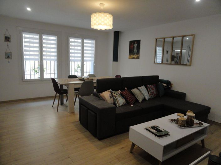 Image No.1-2 Bed House for sale