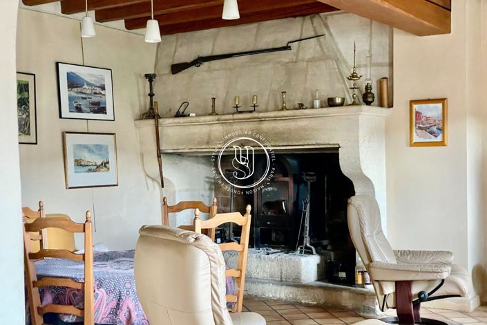 Image No.7-5 Bed House for sale