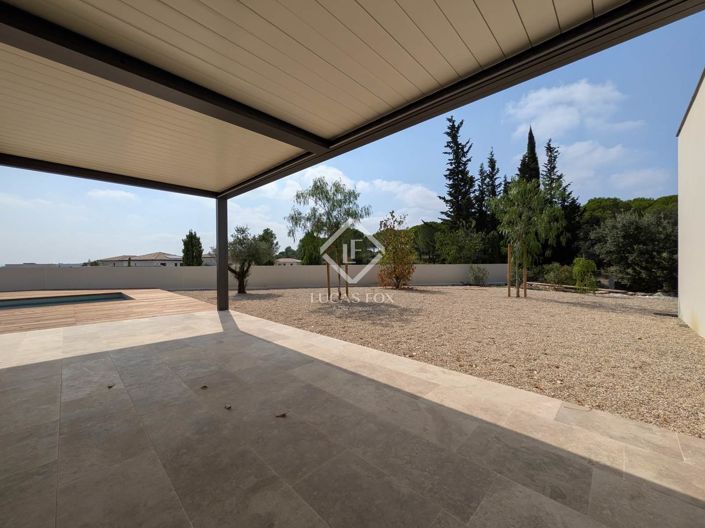 Image No.1-3 Bed House for sale