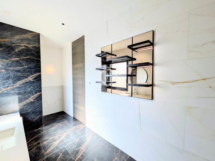 Image No.34-3 Bed House for sale