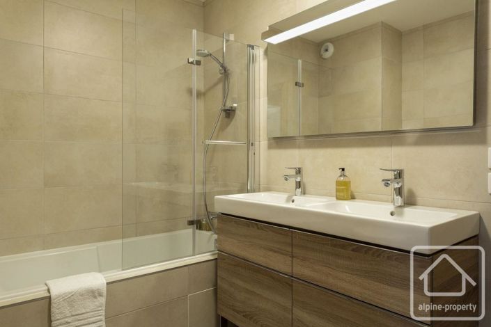 Image No.13-3 Bed Apartment for sale