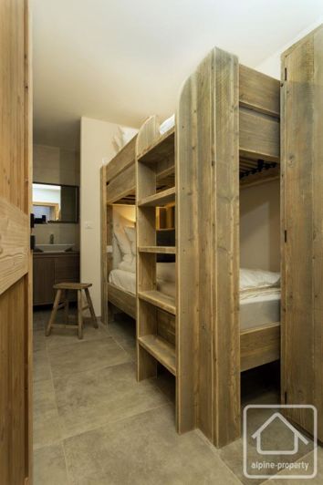 Image No.15-3 Bed Apartment for sale