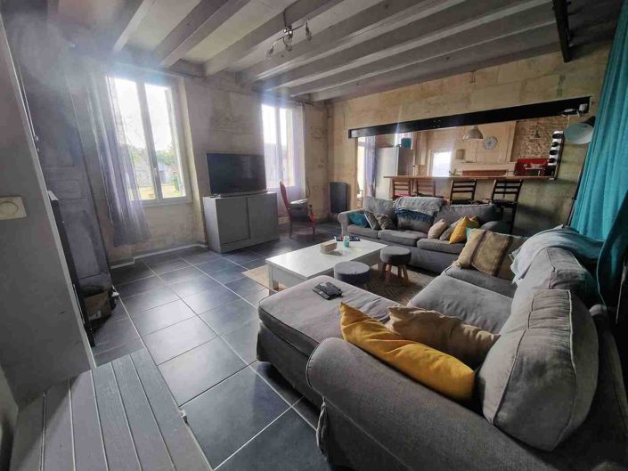 Image No.12-2 Bed House for sale