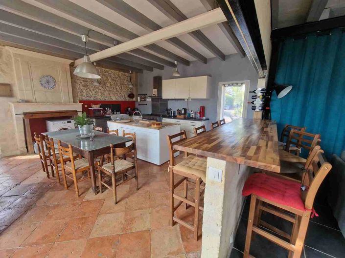 Image No.13-2 Bed House for sale