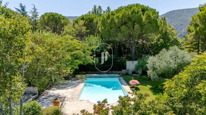 Image No.18-4 Bed House for sale