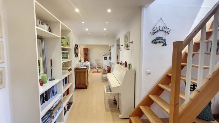 Image No.17-2 Bed Apartment for sale